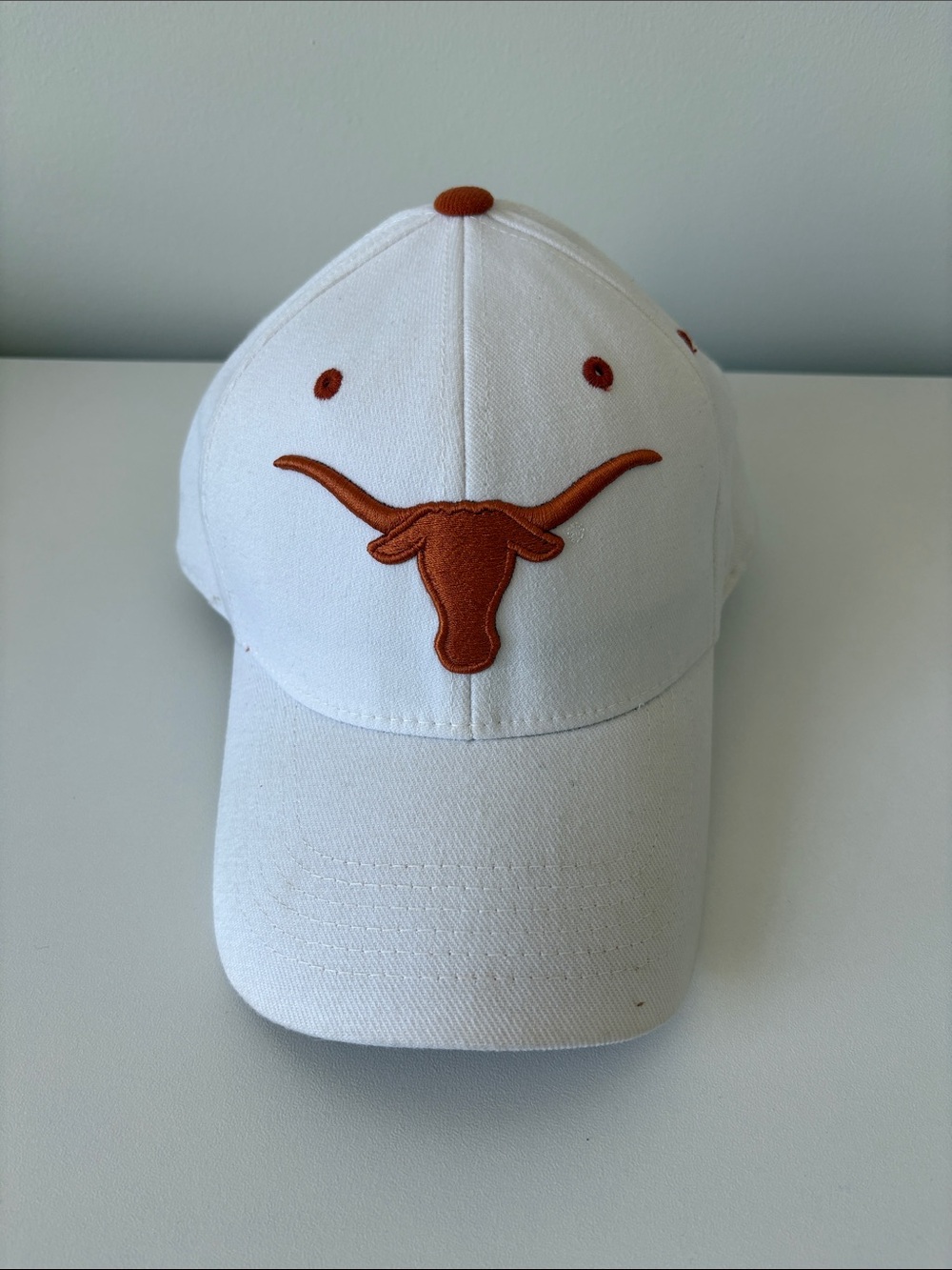 University of Texas Vintage White Baseball Cap with Burnt Orange Longhorn Logo